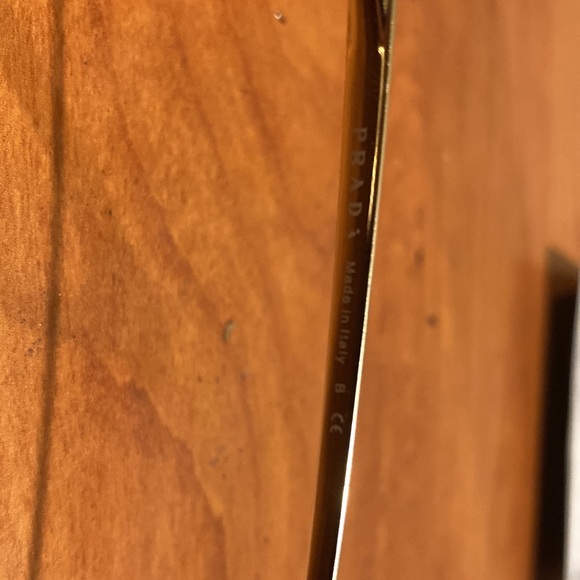 Prada glasses - Picture 3 of 5